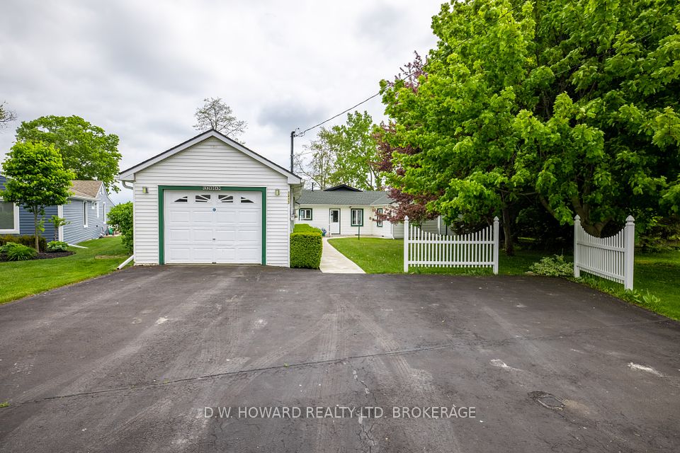 3413 North Shore