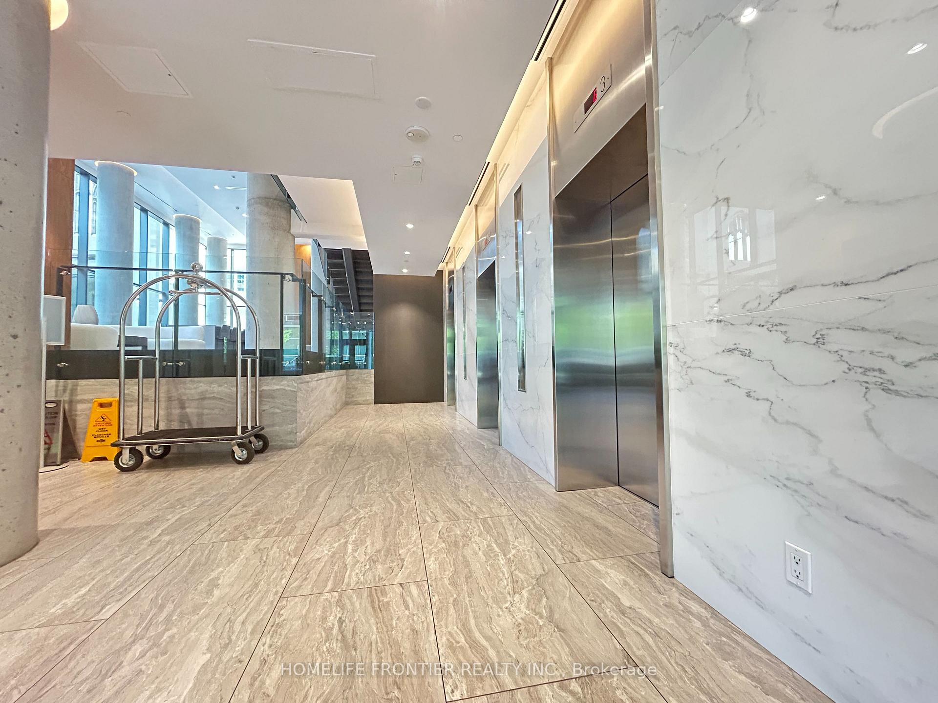 1 Bedroom Condo at 99 Foxbar, Toronto For sale