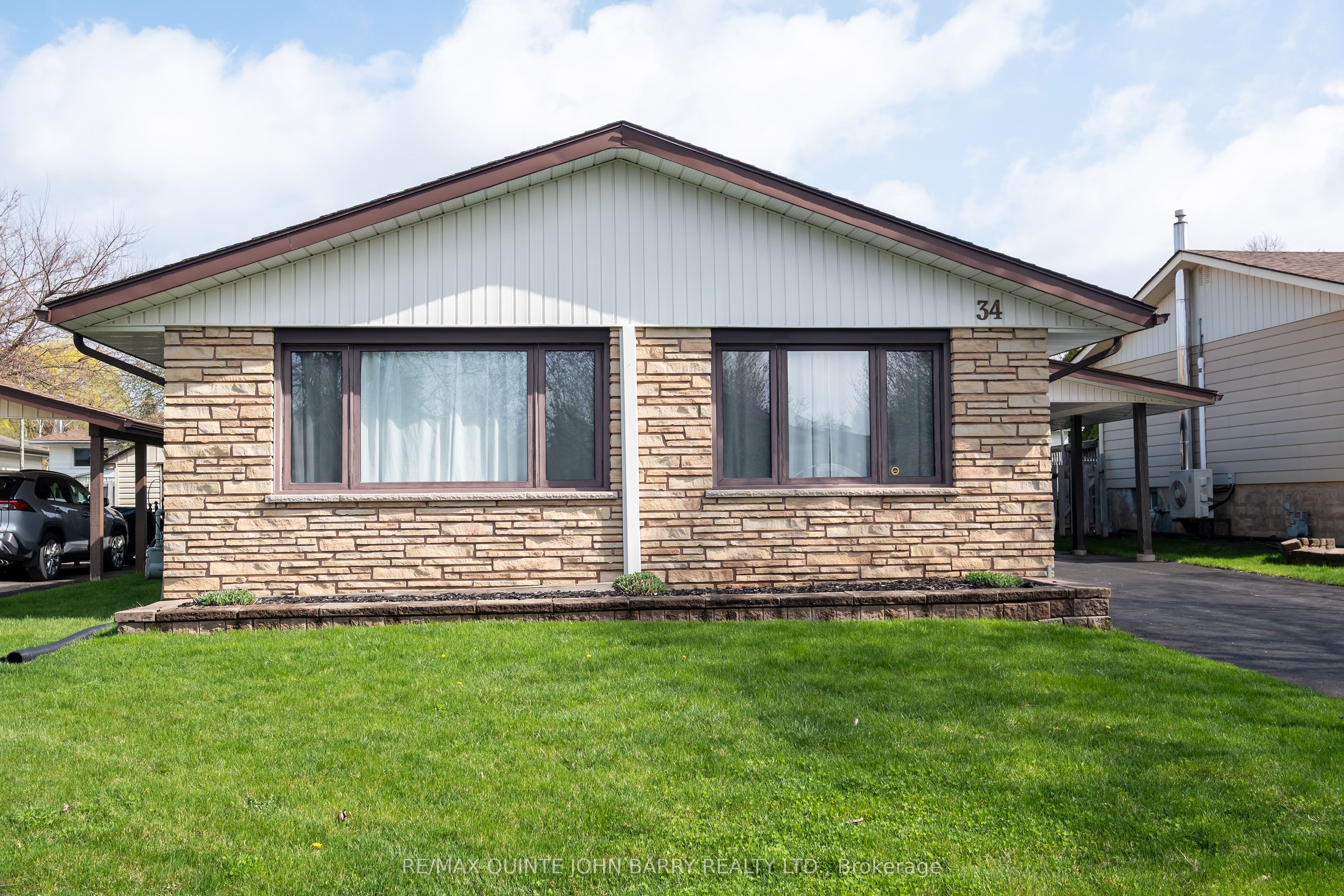 34 Somerset Street, Quinte West, ON K8V 5T6