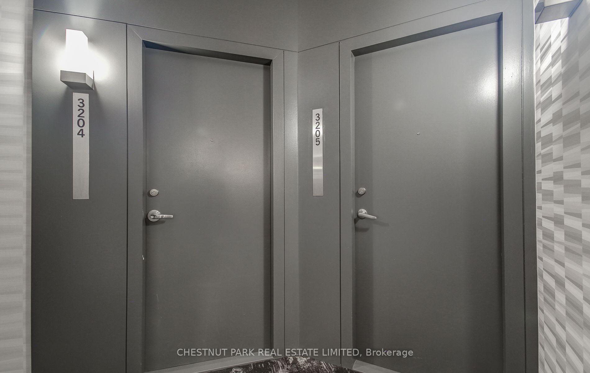 25 Carlton Street, #3205