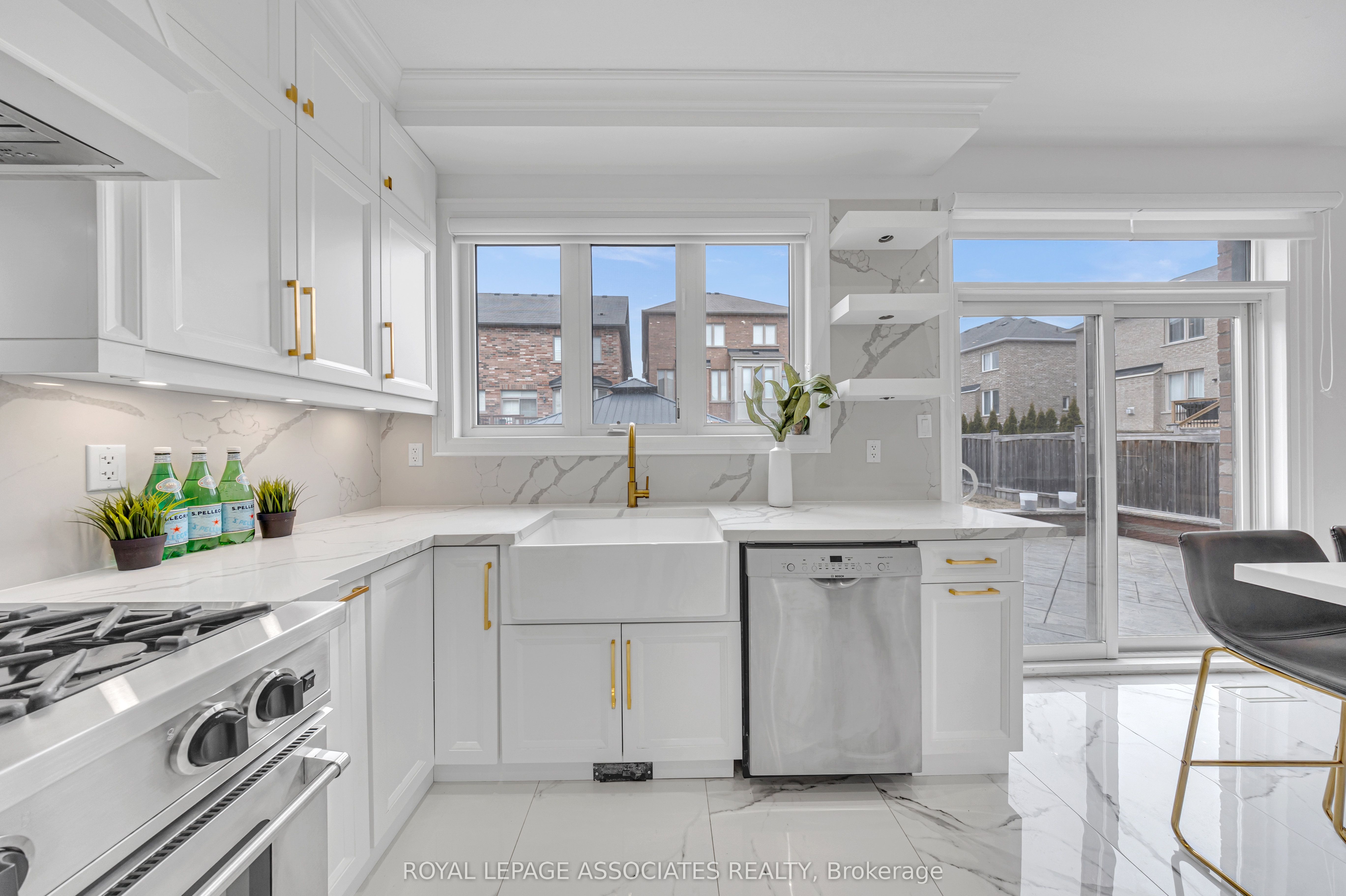 66 Philip Brown Avenue, Whitchurch-Stouffville, ON L4A 1S7