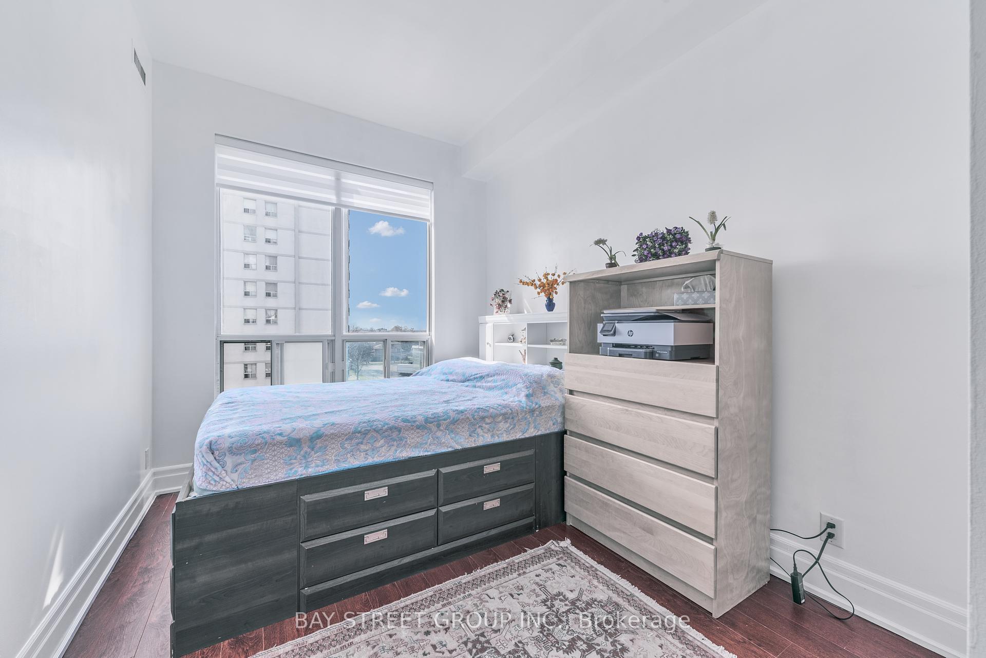 2 Bedrooms Condo at 777 STEELES,  Toronto For sale