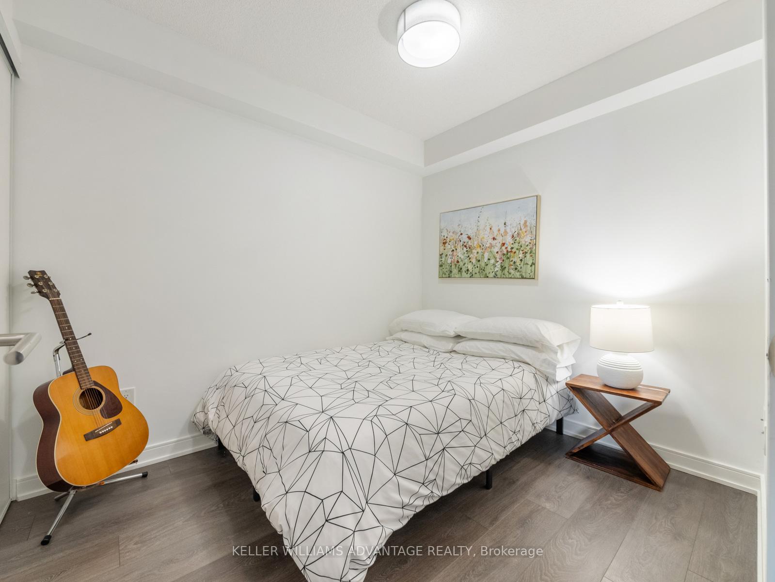 2 Bedrooms Condo at 525 Adelaide, Toronto For sale