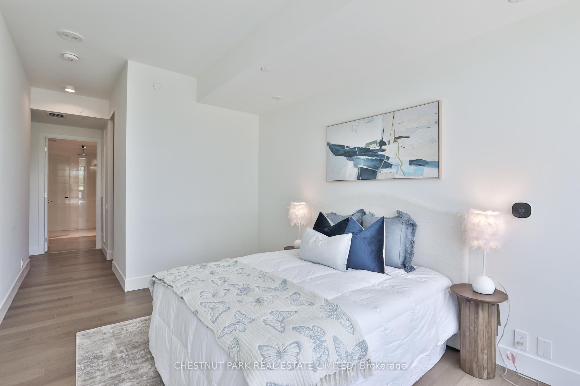 3 Bedrooms Condo at 1414 Bayview, Toronto For sale
