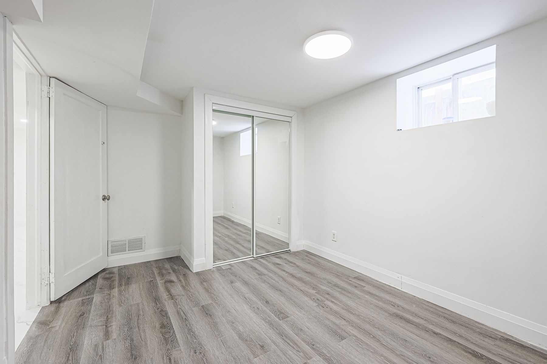 66 Hogarth Street BSMT