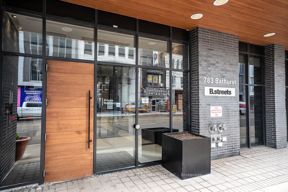 783 Bathurst Street