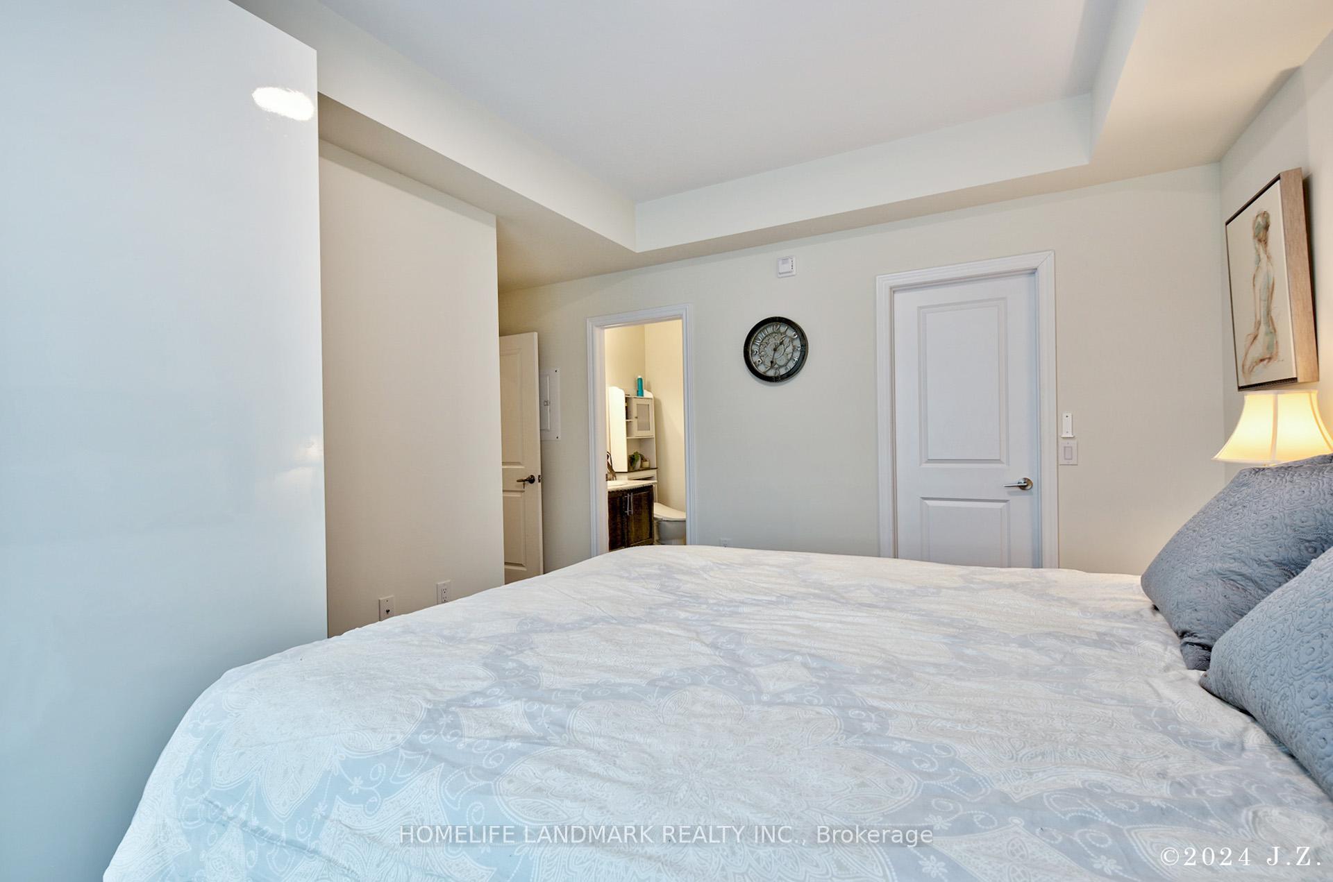 2 Bedrooms Condo at 2370 Khalsa,  Oakville For sale