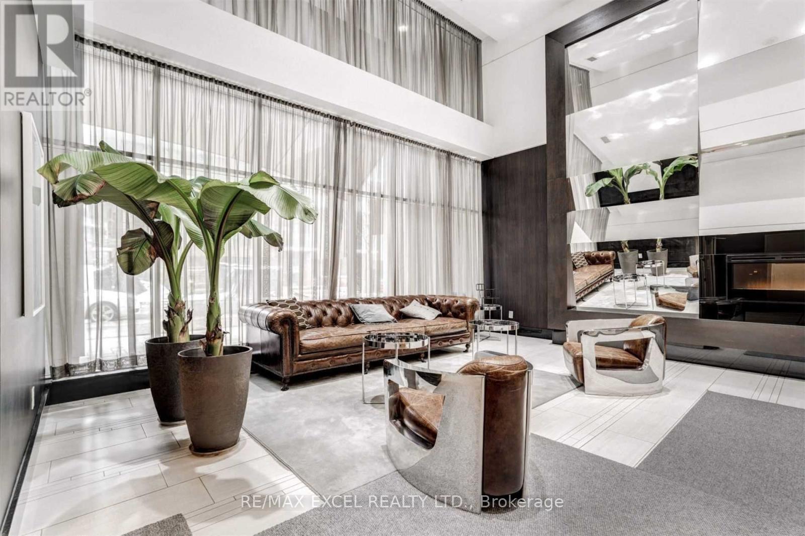 2 Bedrooms Condo at 38 Grand Magazine, Toronto For sale