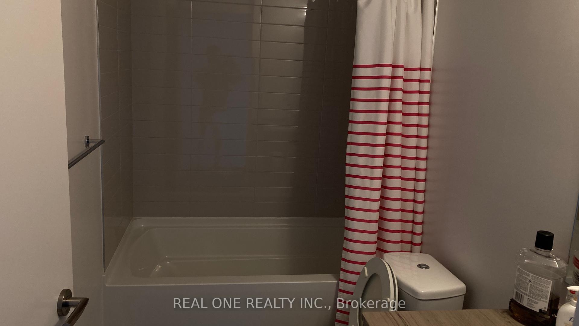 2 Bedrooms Condo at 11 Wellesley, Toronto For sale
