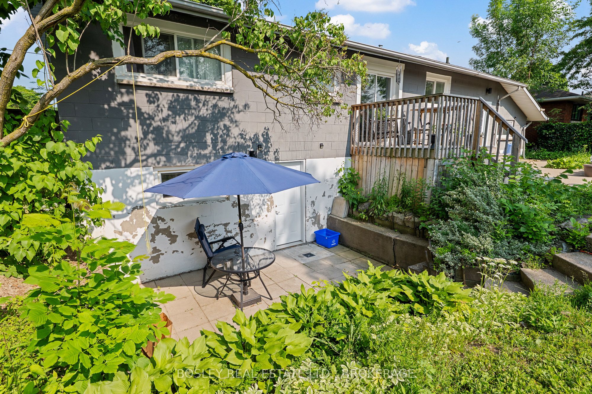 101 Rochelle Drive