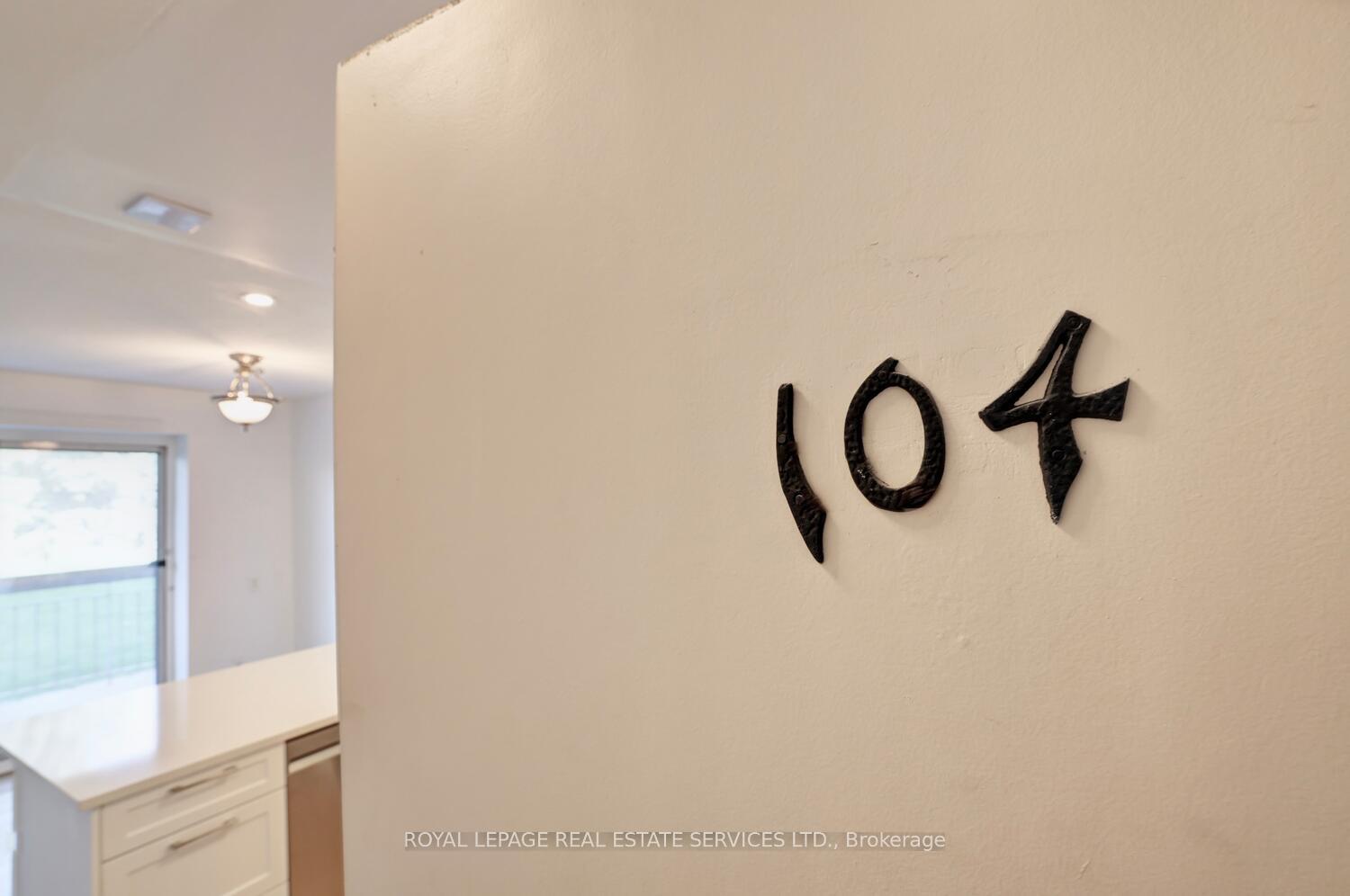 1 Bedroom Co-op at 41 Lake Shore, Toronto For sale
