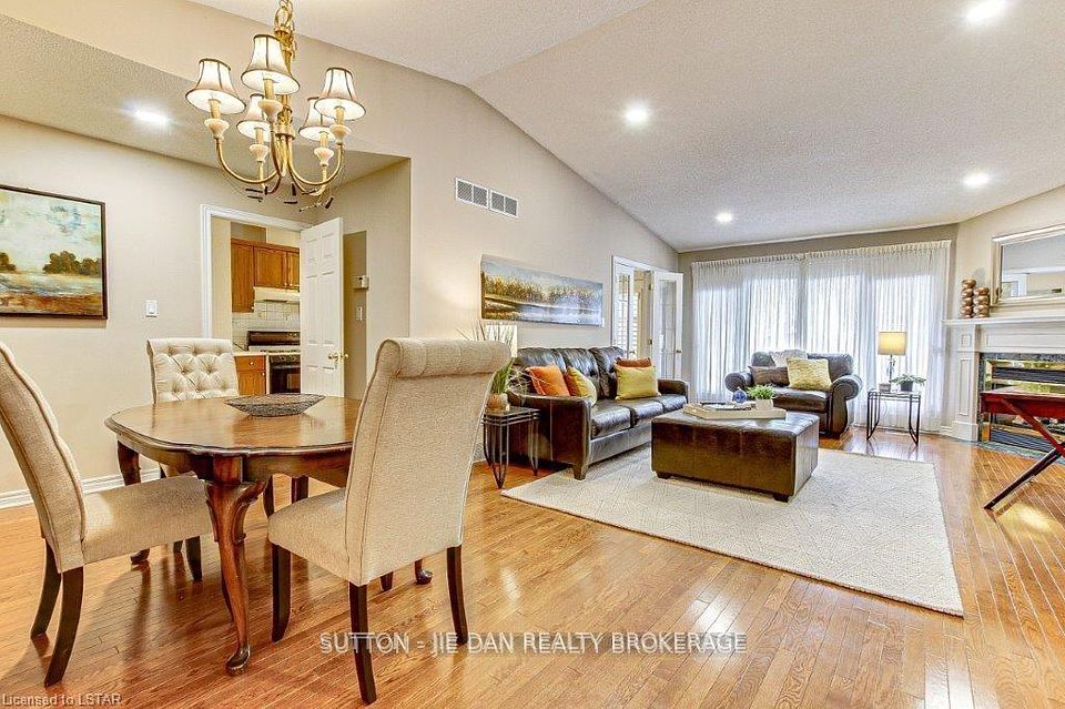 #21 - 1755 LOUISE Boulevard, London North, ON N6G 5G4