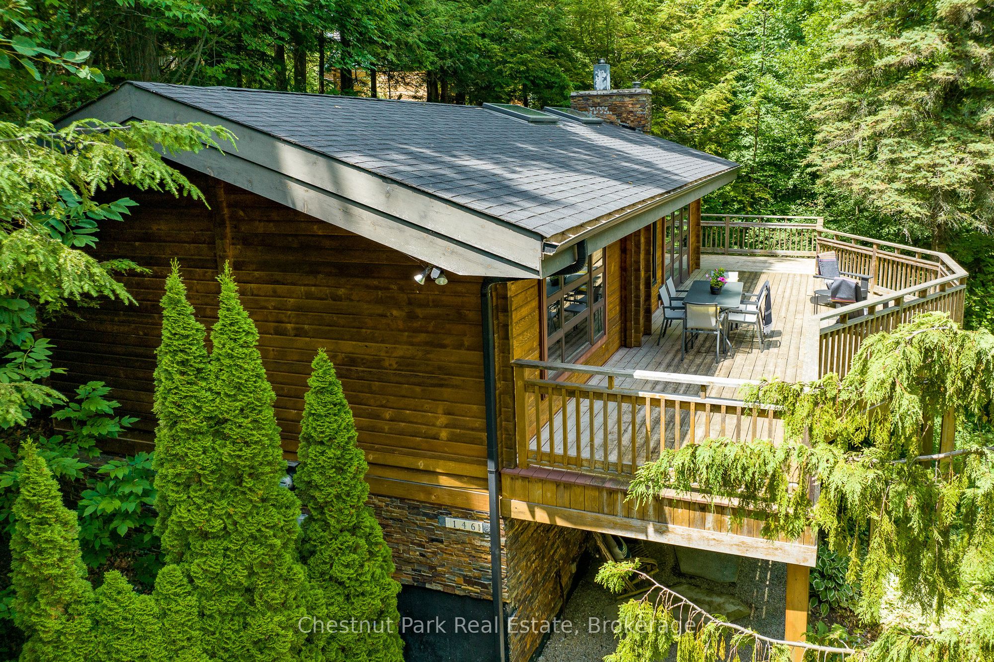 146 Chamonix Crescent, Blue Mountains, ON L9Y 3Z2