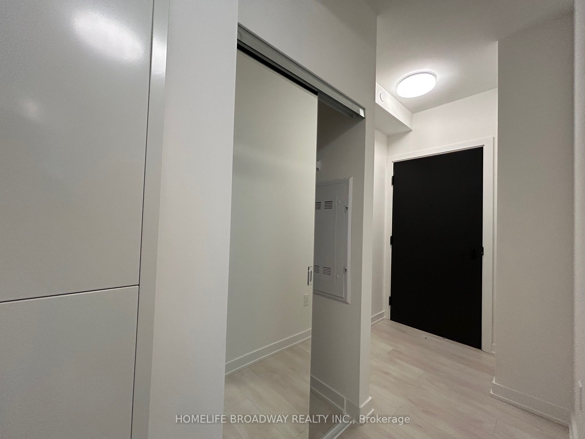 127 Broadway Avenue, #1505S