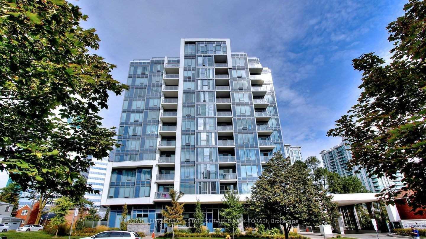 2 Bedrooms Condo at 28 Avondale, Toronto For sale
