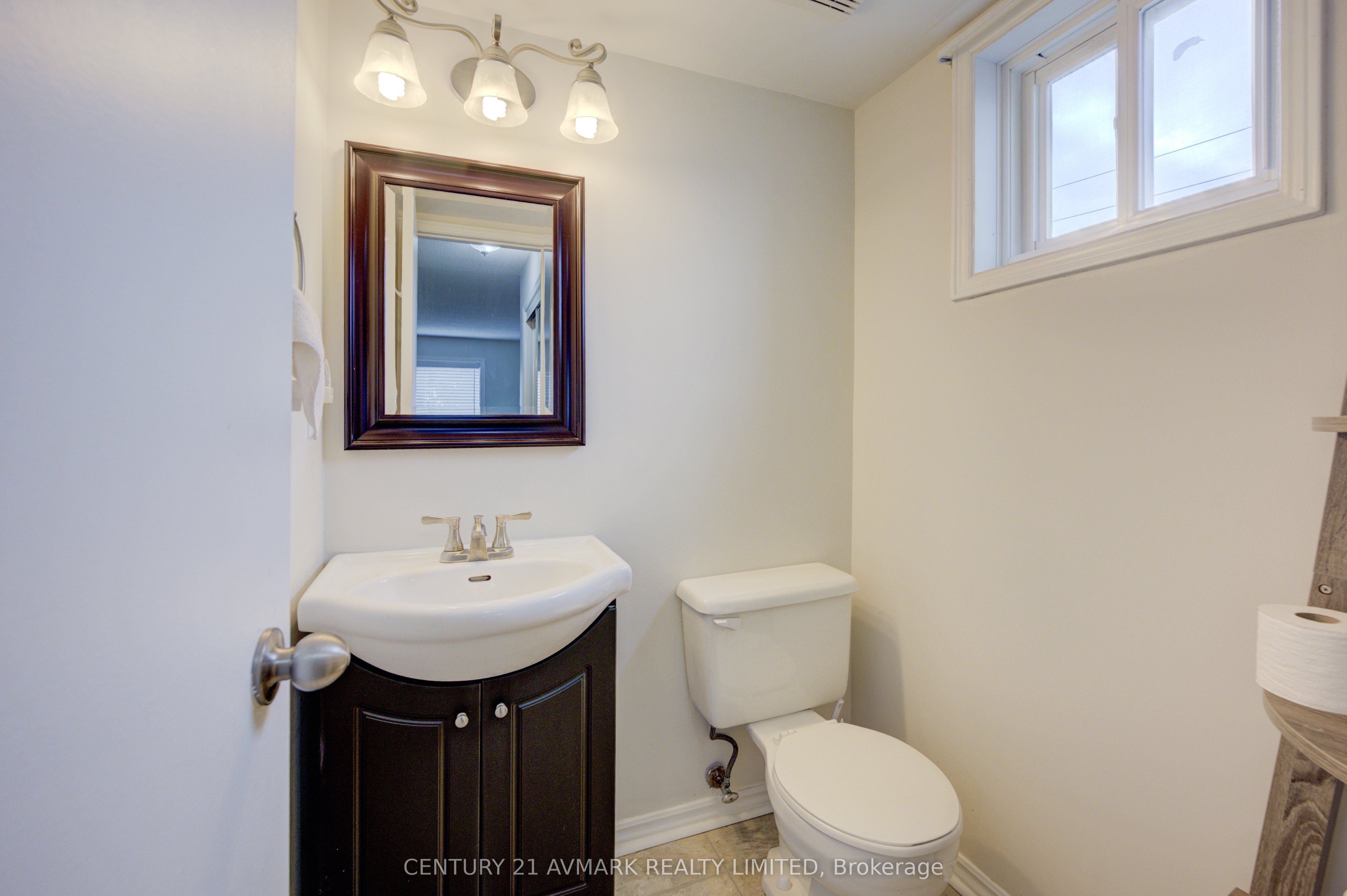 78 Roehampton Avenue, #205