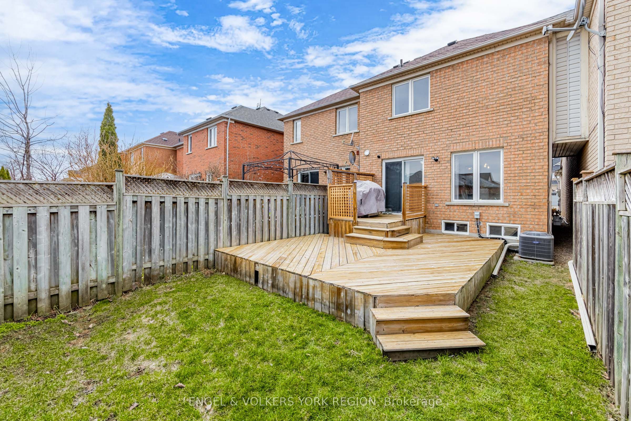 126 Olympia Crescent