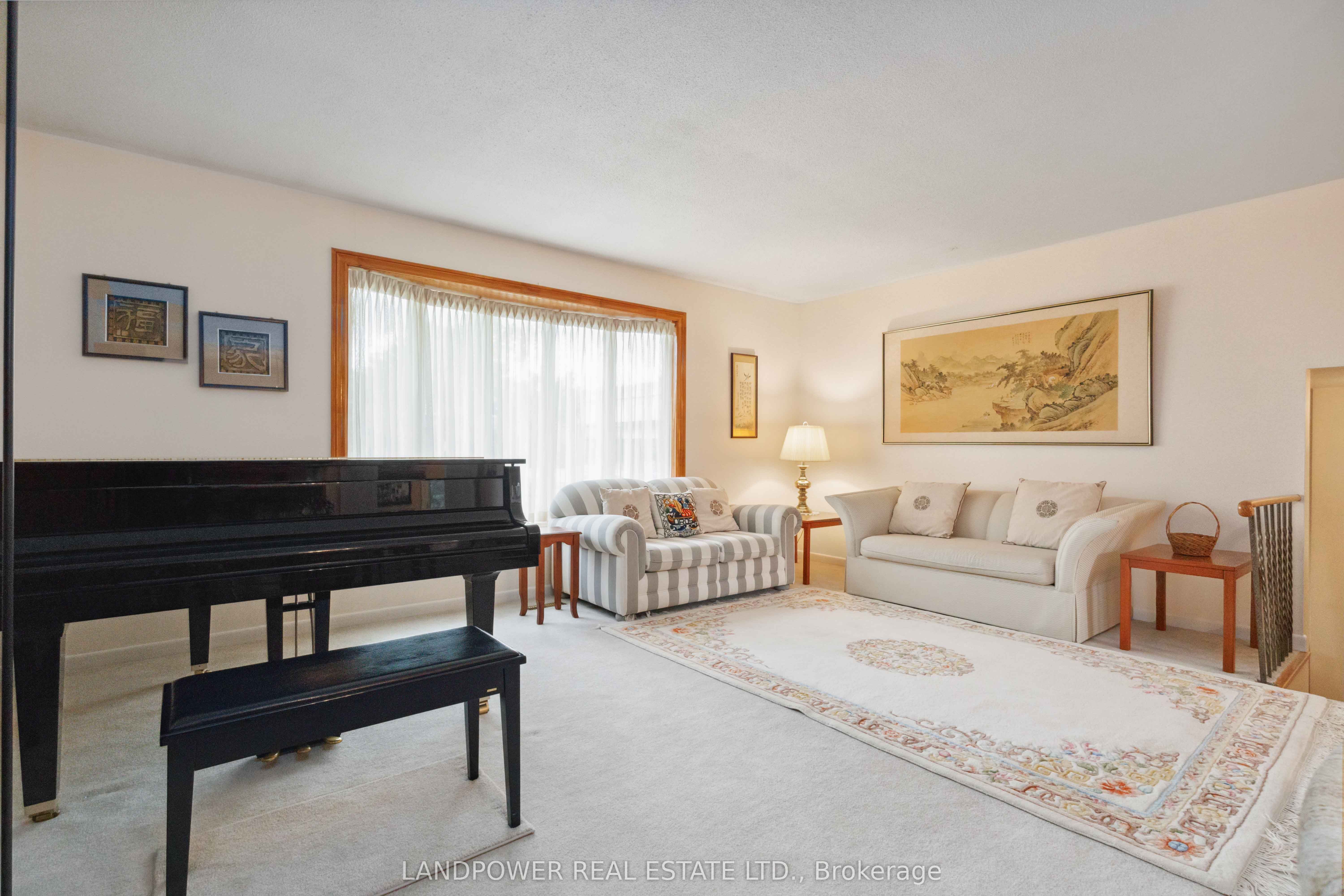 851 Huntingwood Drive