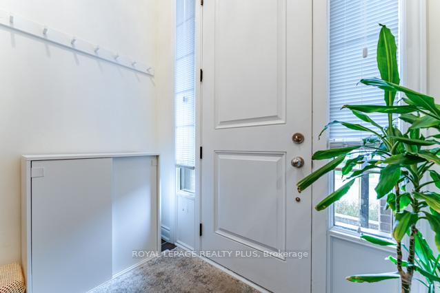 #156 – 12 Edward Horton Crescent, Toronto, ON M8Z 0E5