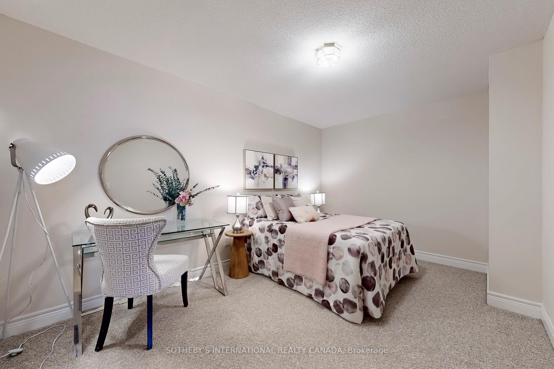 3 Bedrooms Condo at 89 Skymark, Toronto For sale