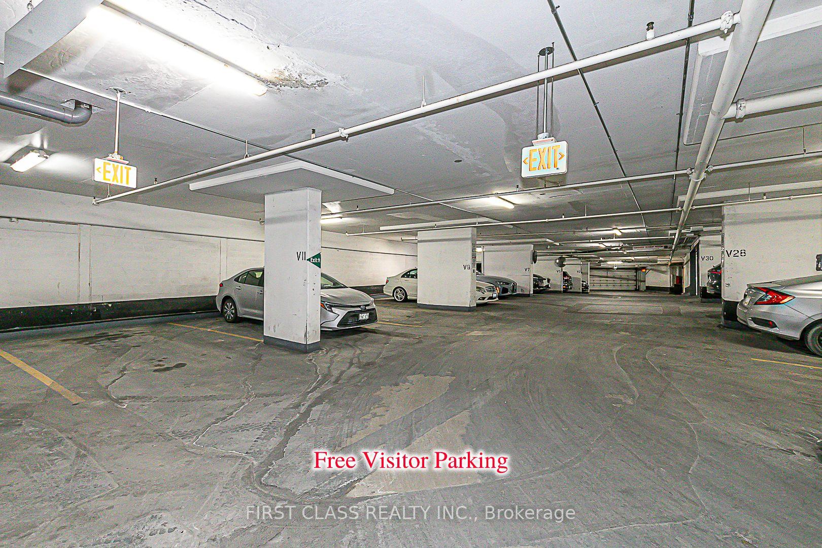 2 Bedrooms Condo at 15 Greenview,  Toronto For sale