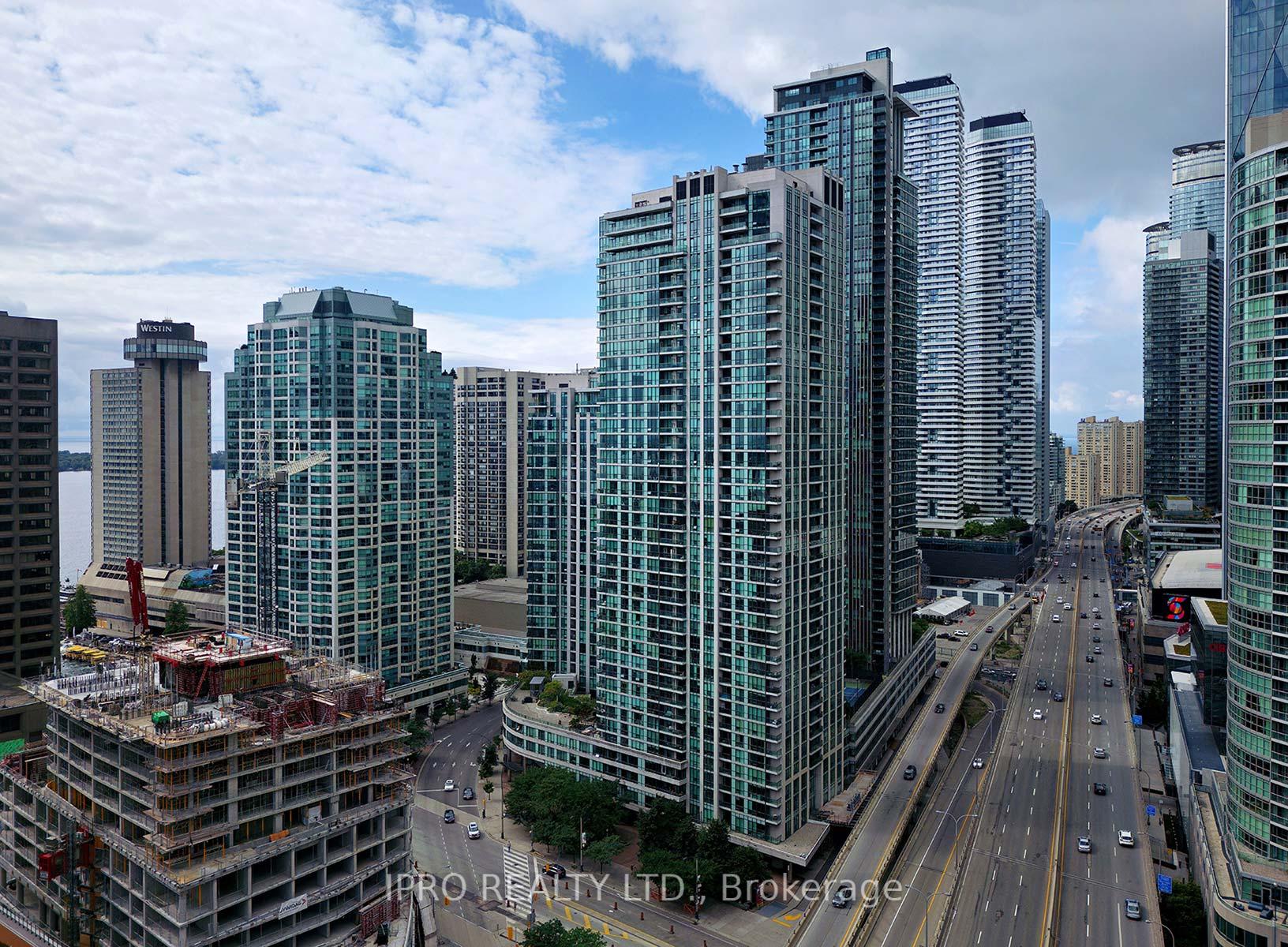 2 Bedrooms Condo at 16 Yonge, Toronto For sale