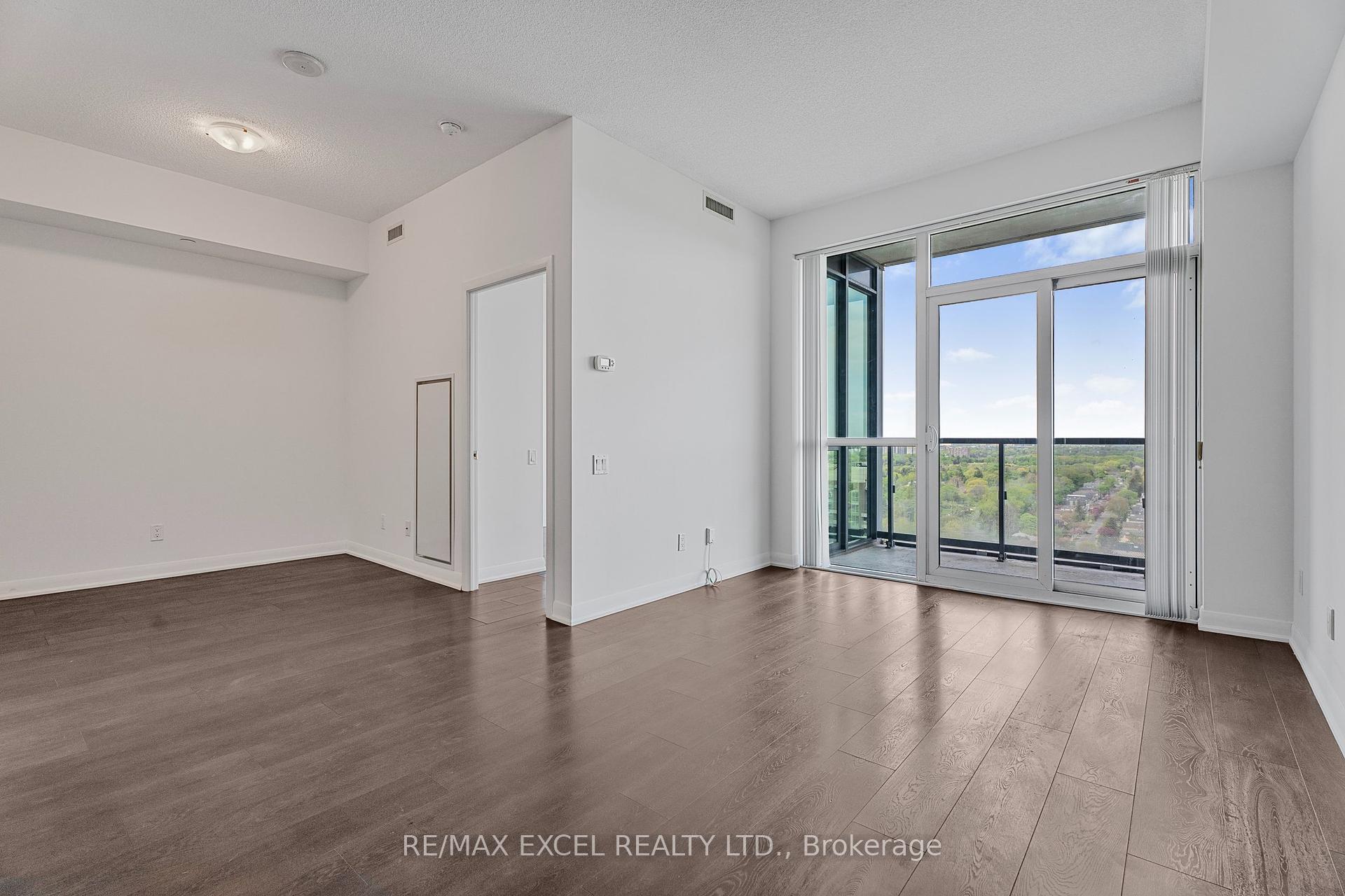2 Bedrooms Condo at 5162 Yonge, Toronto For sale