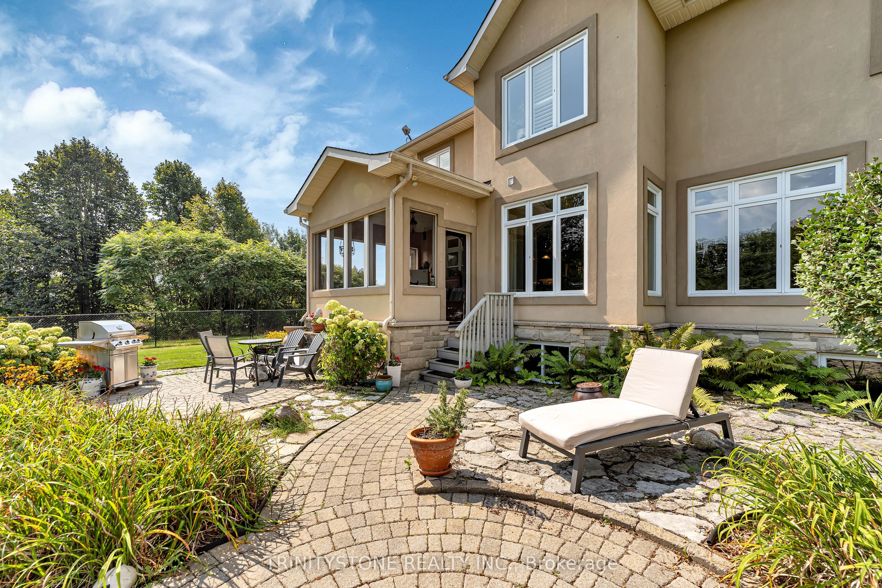 15 Canadian Drive
