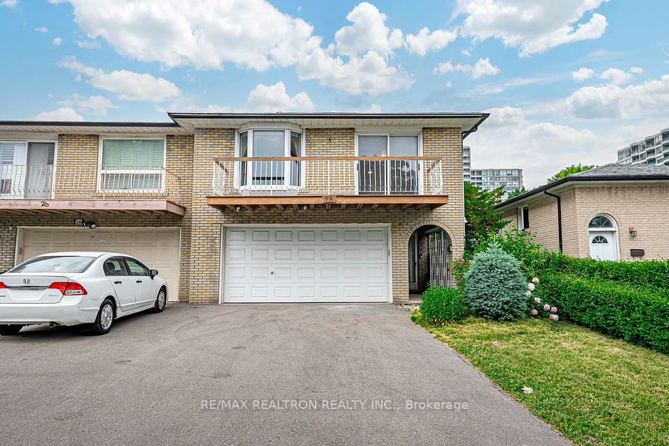 28 Invergordon Avenue