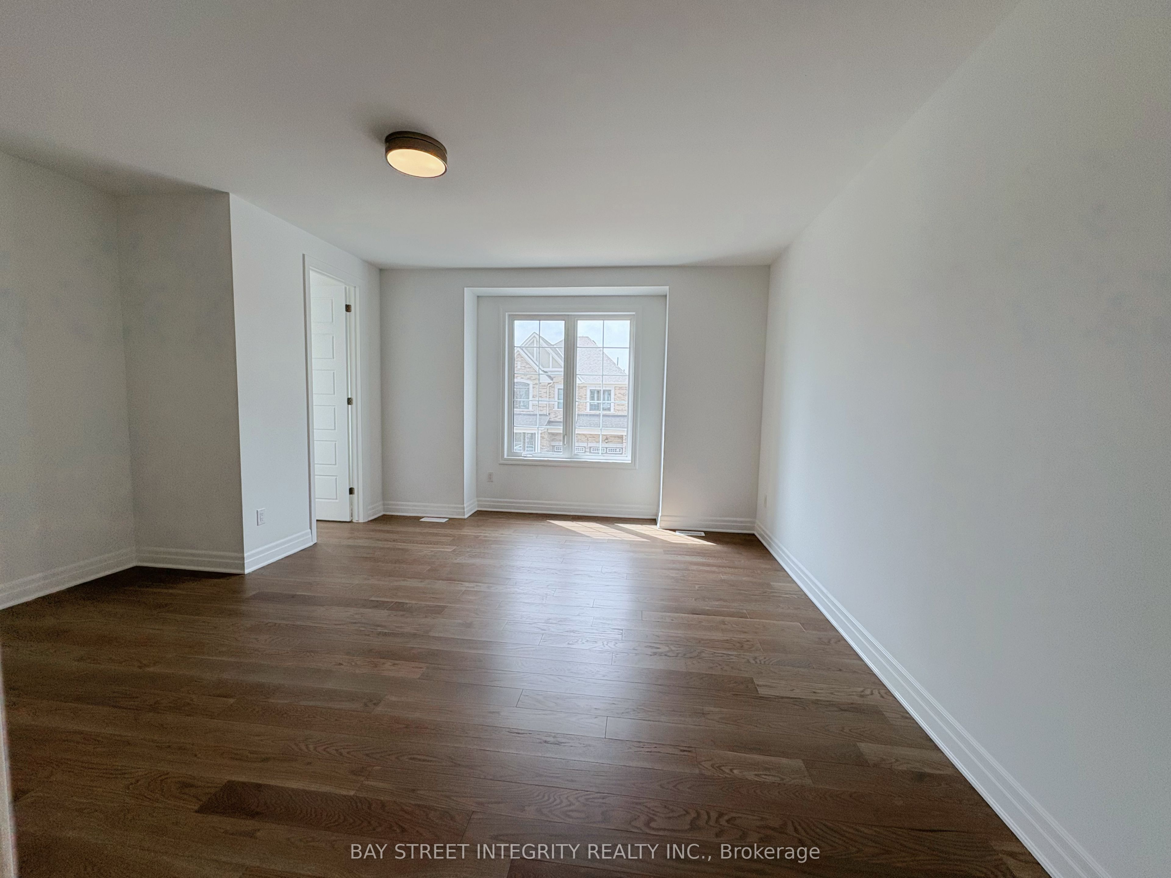 6 Spring Oak Crescent S