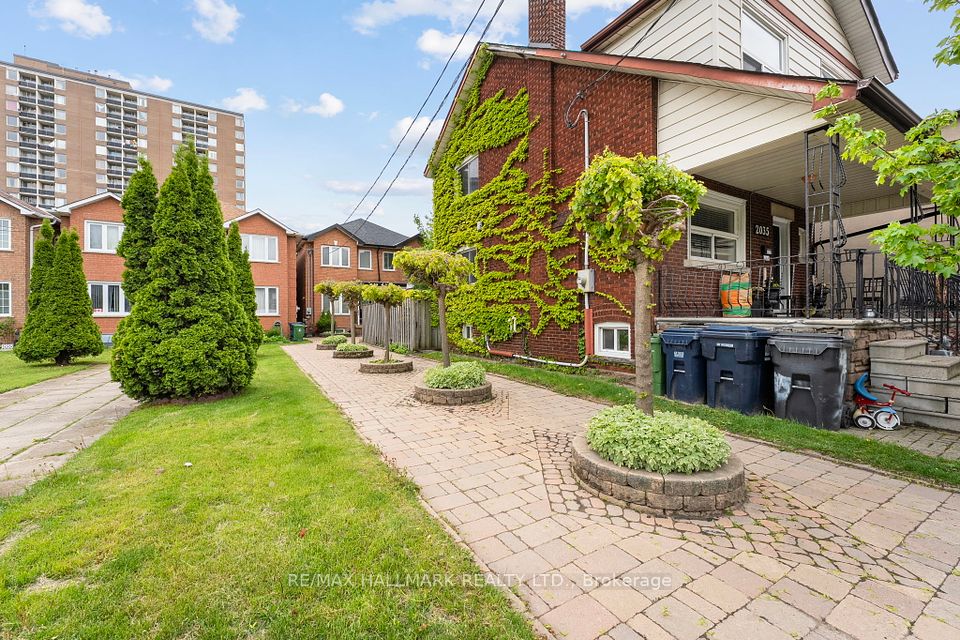 2031 Davenport Road, Toronto, ON M6N 1C5