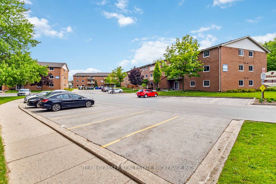 #201 - 1590 Ernest Avenue, London South, ON N6E 2V4