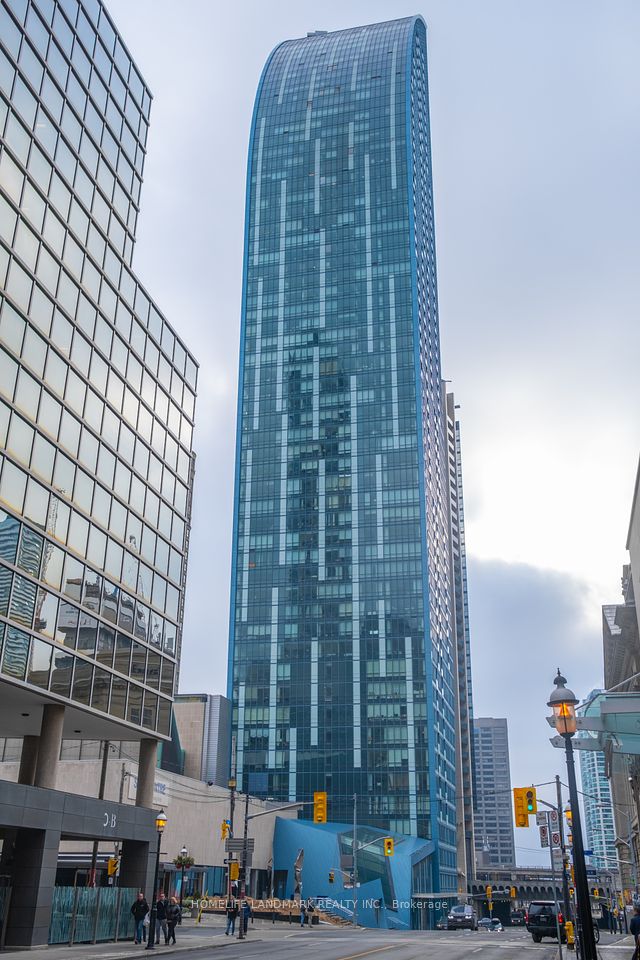 8 The Esplanade
