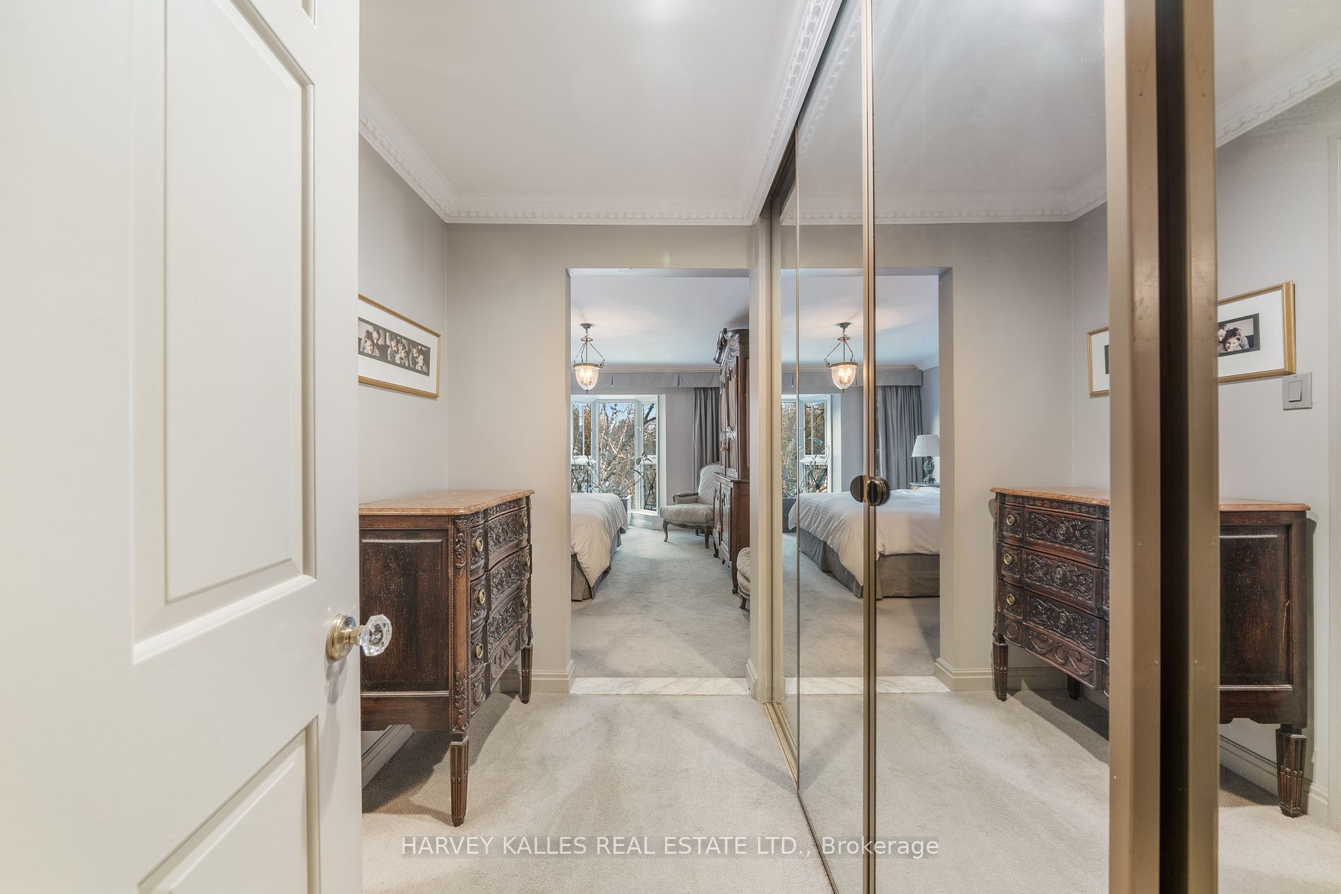46 Clarendon Avenue