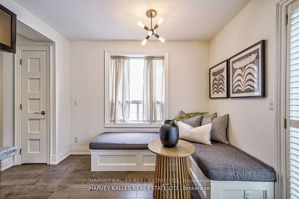 106 Gloucester Grove