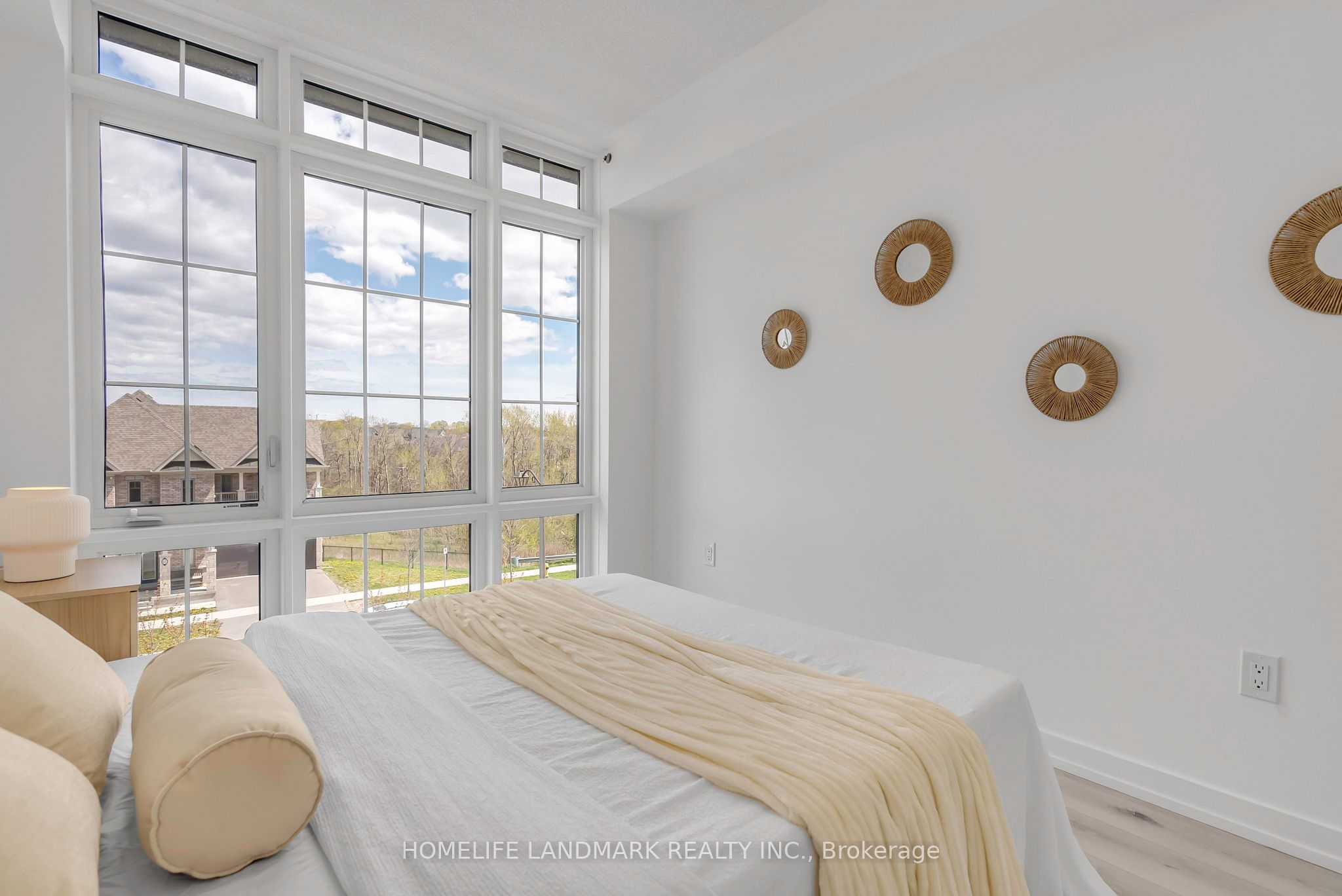 1 Whitaker Way, #417