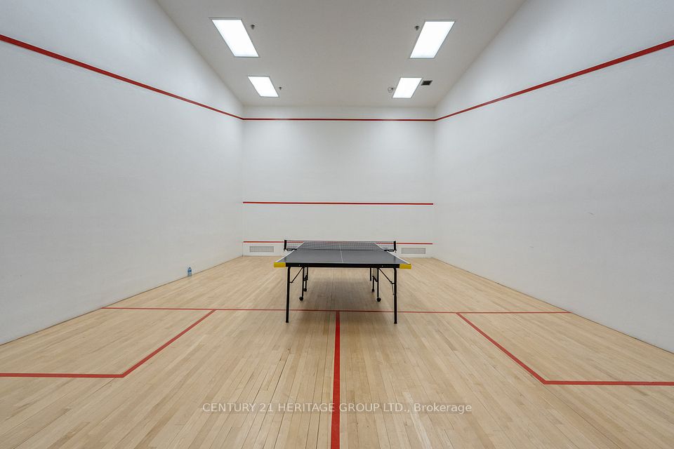 https://trreb-image.ampre.ca/LX88gabCh_kP5o67LjOqU4O9vcwJU95w_HZcPQ80Ia8/rs:fit:960:960/wm:.5:so:0:50:.4/wmsh:10/wmt:PHNwYW4gZm9yZWdyb3VuZD0nd2hpdGUnIGZvbnQ9JzY4Jz5DRU5UVVJZIDIxIEhFUklUQUdFIEdST1VQIExURC4sIEJyb2tlcmFnZTwvc3Bhbj4/L3RycmViL2xpc3RpbmdzLzQwLzc0LzM2Lzc5L3AvZDQ3NTA0NGQtYzljMS00MzhkLWIyYjYtNzc4OWJkODFkYzYzLmpwZw.jpg