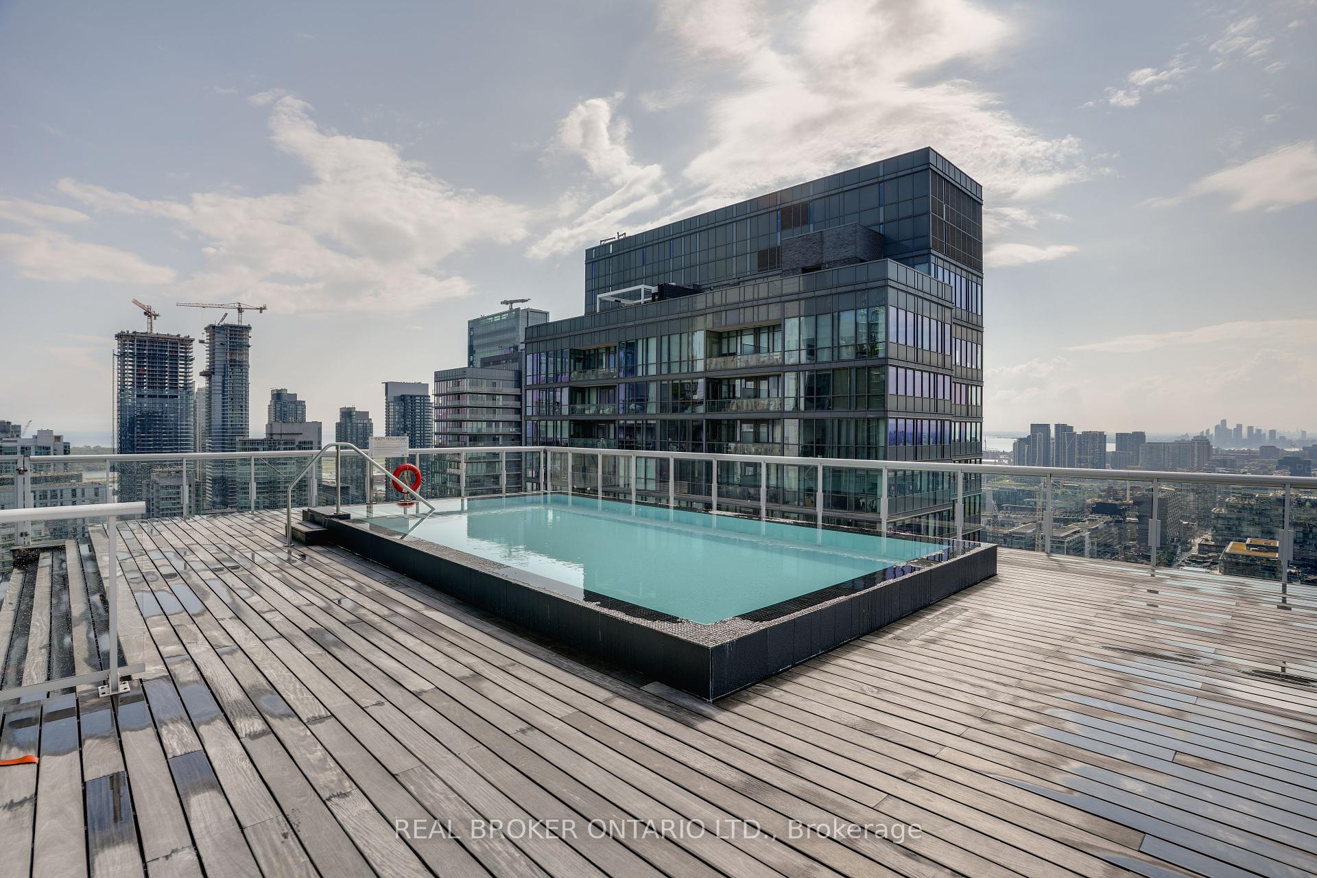 1 Bedroom Condo at 11 Charlotte,  Toronto For sale