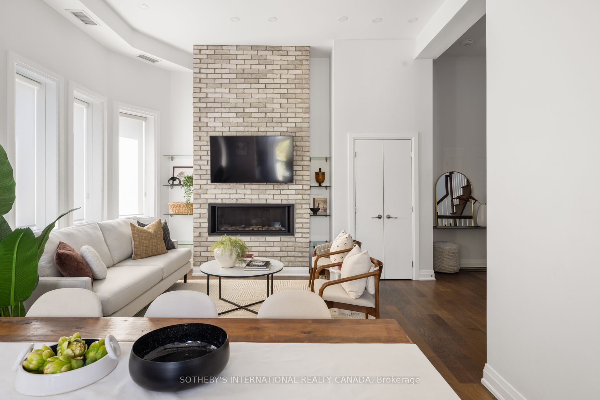 175 Jones Avenue, #9