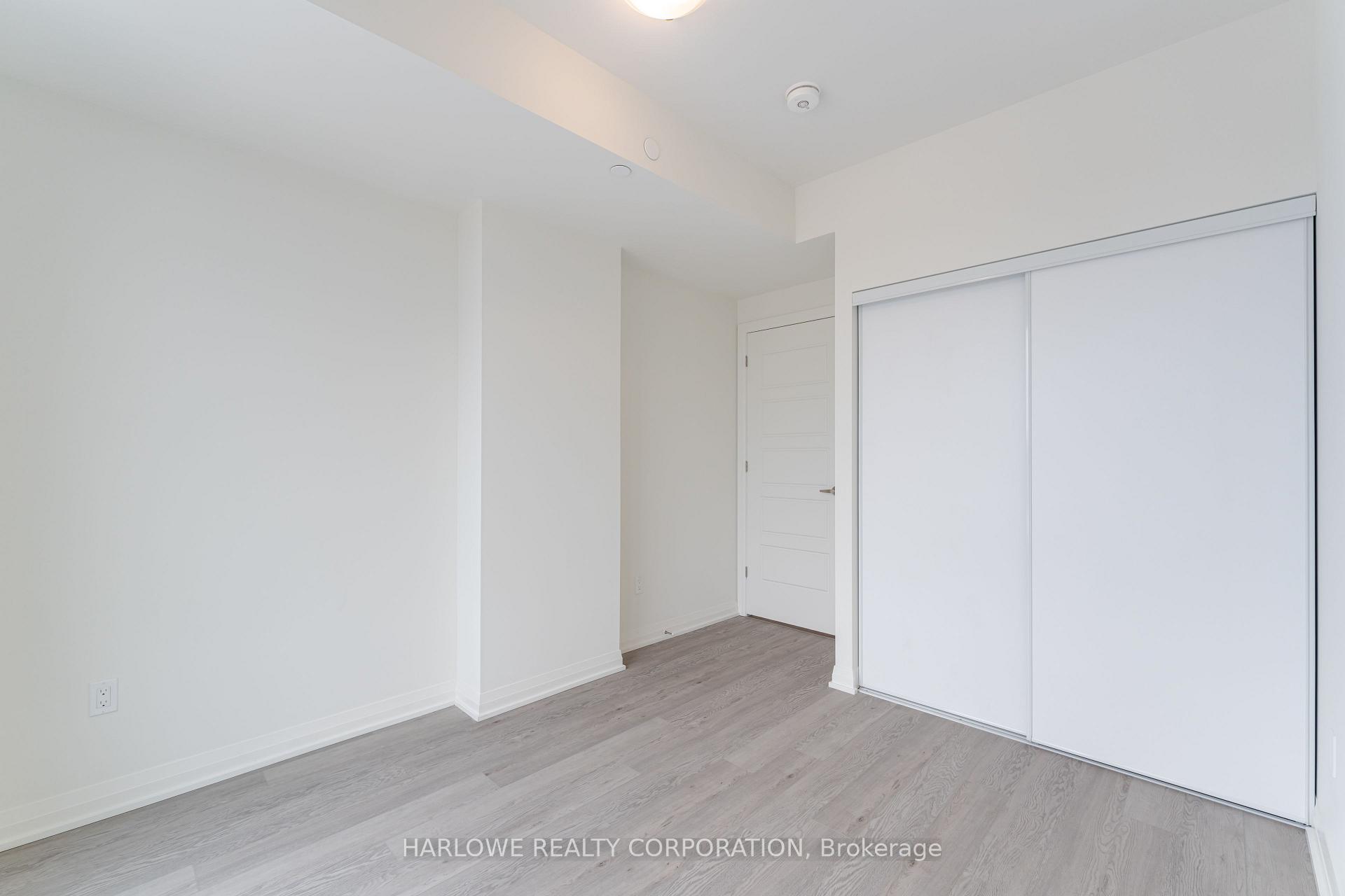 3 Bedrooms Condo at 3006 William Cutmore, Oakville For sale