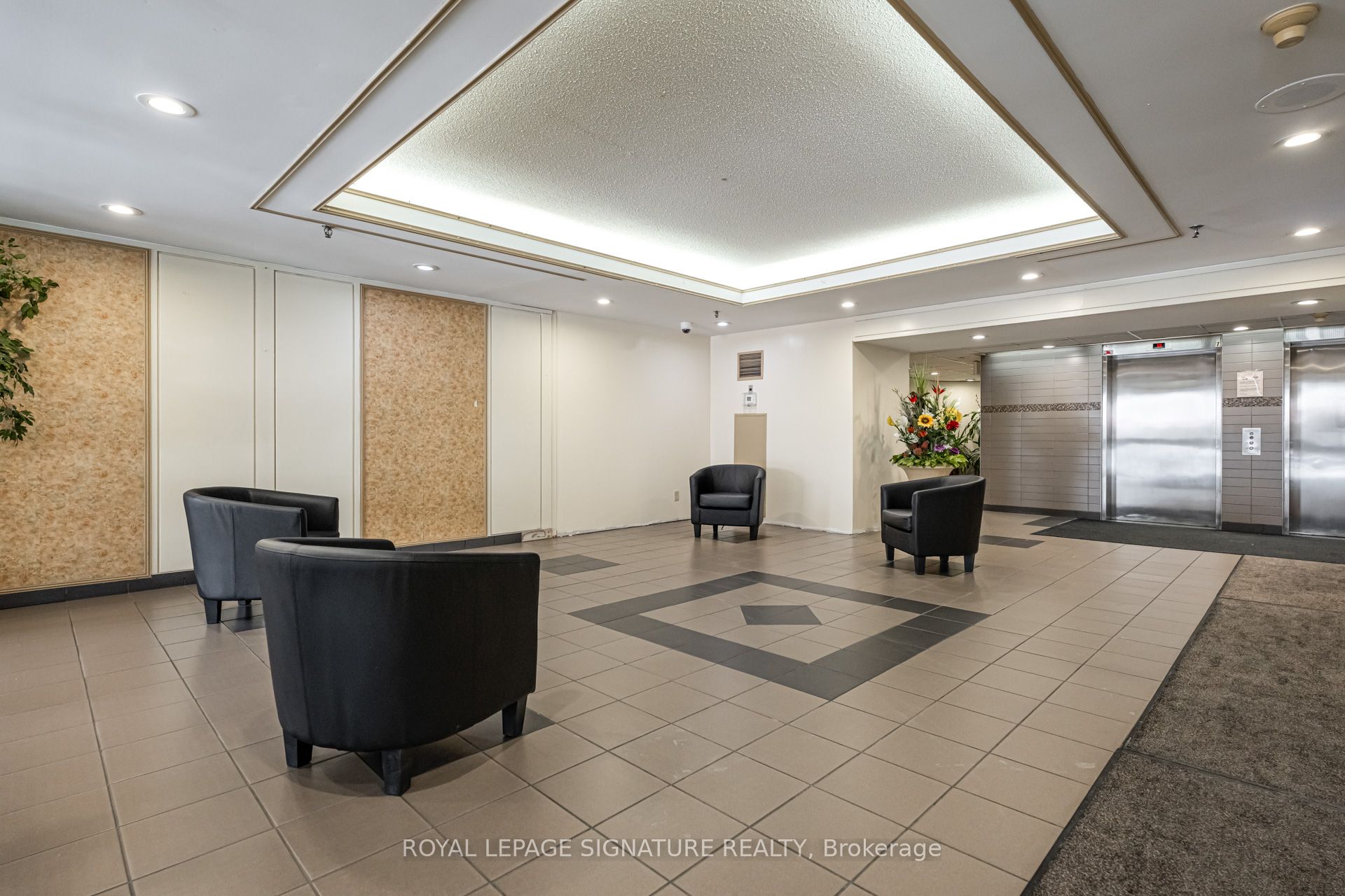 400 McLevin Avenue, #102