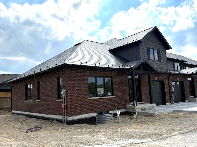 8 GOLF LINKS Road