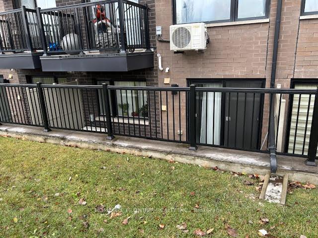 3 Bedrooms Condo at 157 William Duncan, Toronto For sale