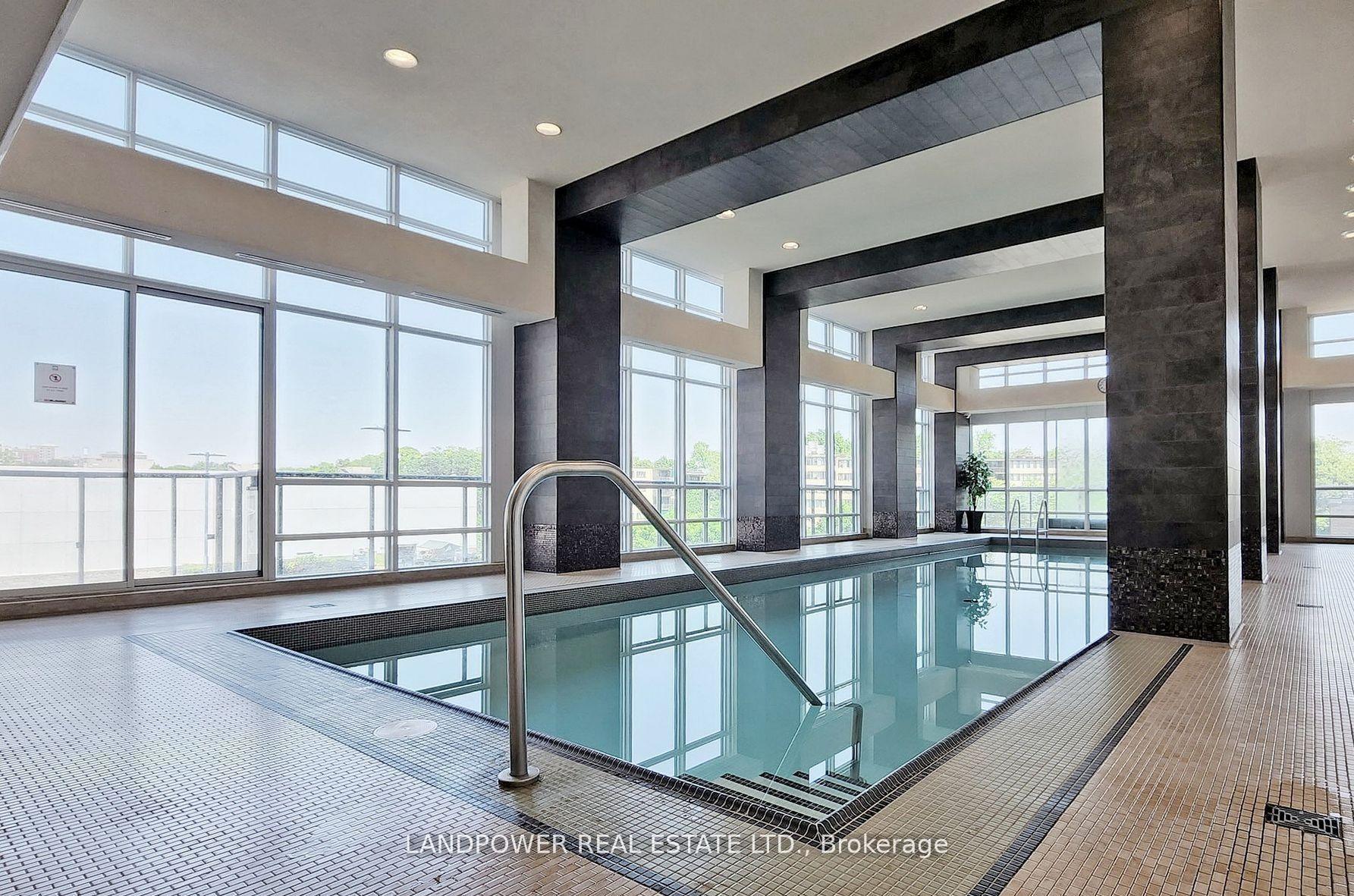 2 Bedrooms Condo at 825 Church,  Toronto For sale
