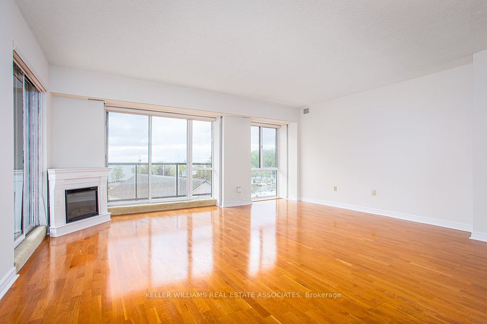 102 Bronte