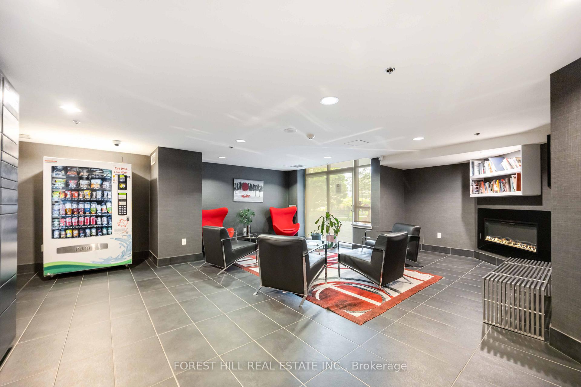 2 Bedrooms Condo at 812 Lansdowne, Toronto For sale