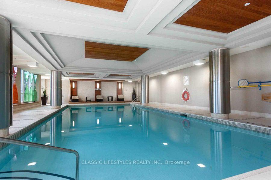2 Bedrooms Condo at 1 Michael Power,  Toronto For sale