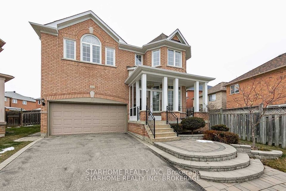 32 Hunters Corners