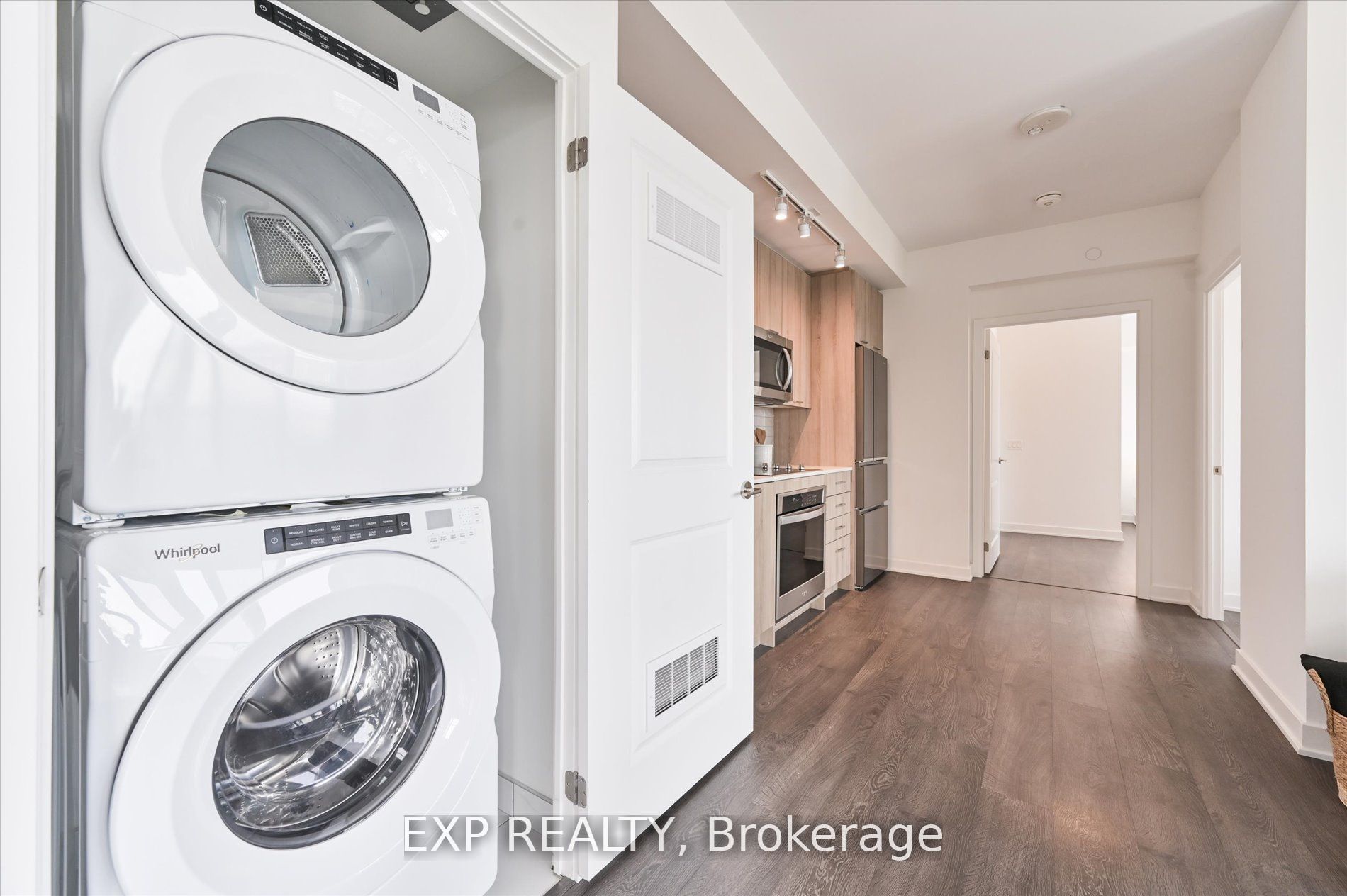 120 Eagle Rock Way, #806