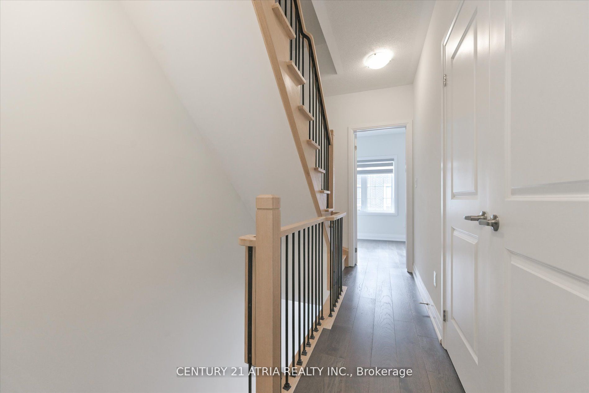 106 Clippers Crescent